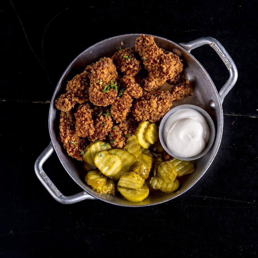 Fat Bull Tap House (Bar e Restaurante)